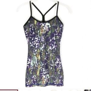 Lululemon Gator Green Power Y tank top 6
lululemon athletica EUC